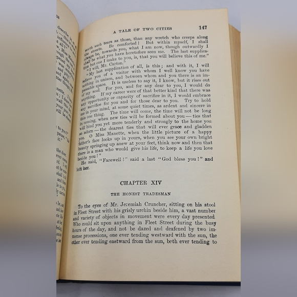 Dickens A Tale of Two Cities Sealey Hard Cover Book 1935 Illustrated Vintage - Picture 10 of 10